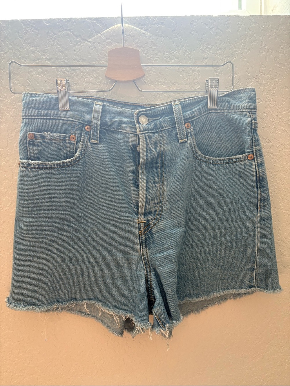 Levi's Ribcage Light Blue Raw-Hem Denim Shorts